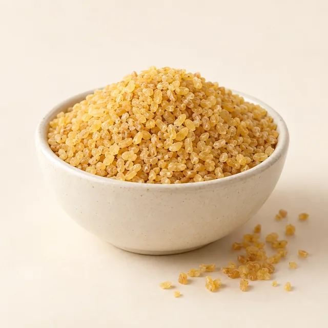 Eigene Illustration: Feiner goldener Bulgur in einer neutralen Schale